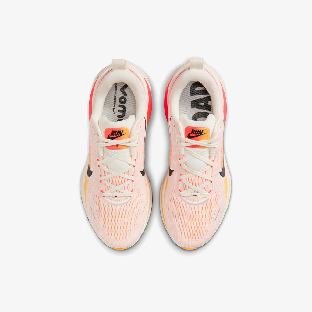 Wmns Nike Vomero 18 ‘Sail Bright Crimson’