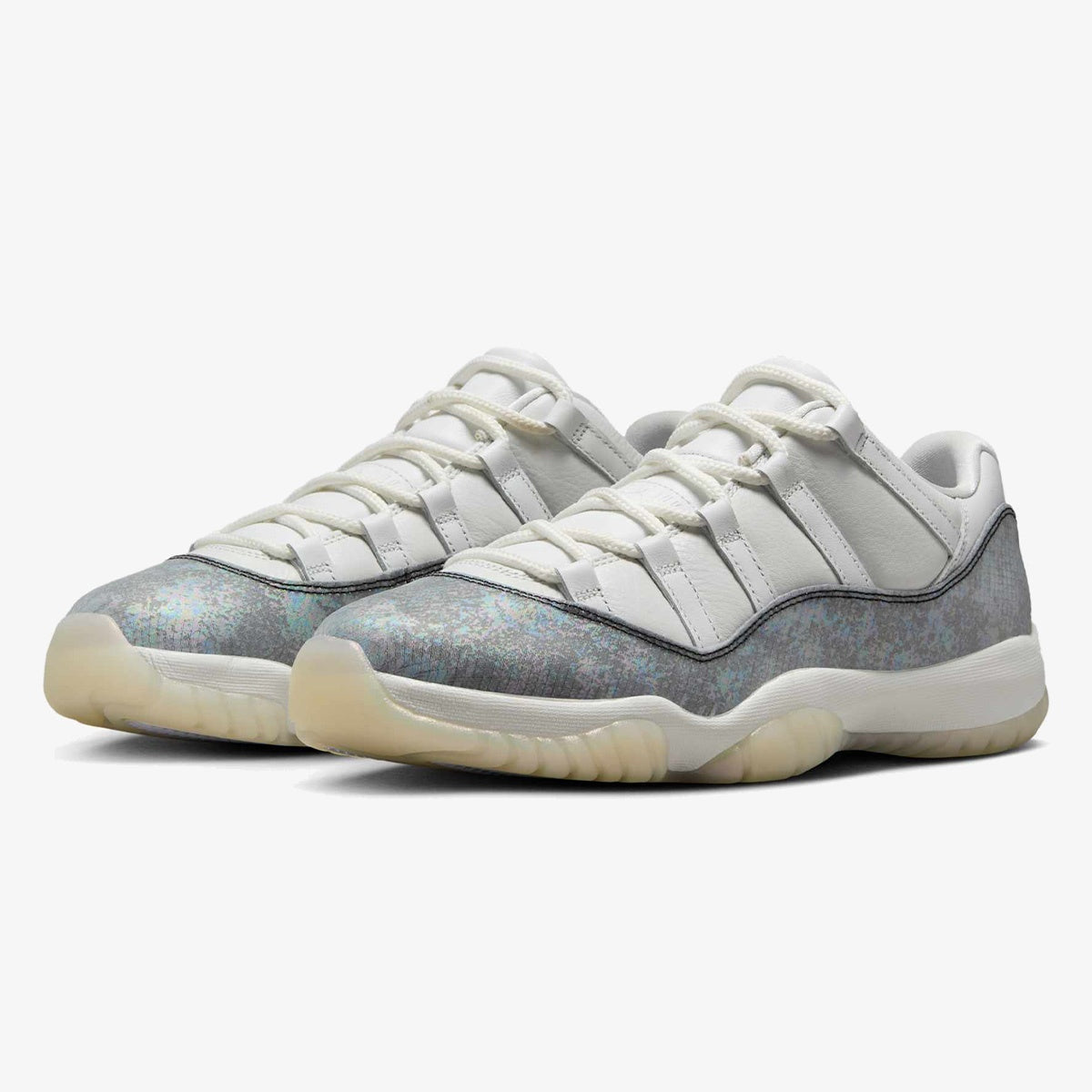 Air Jordan 11 Retro Low ‘Space Jam’