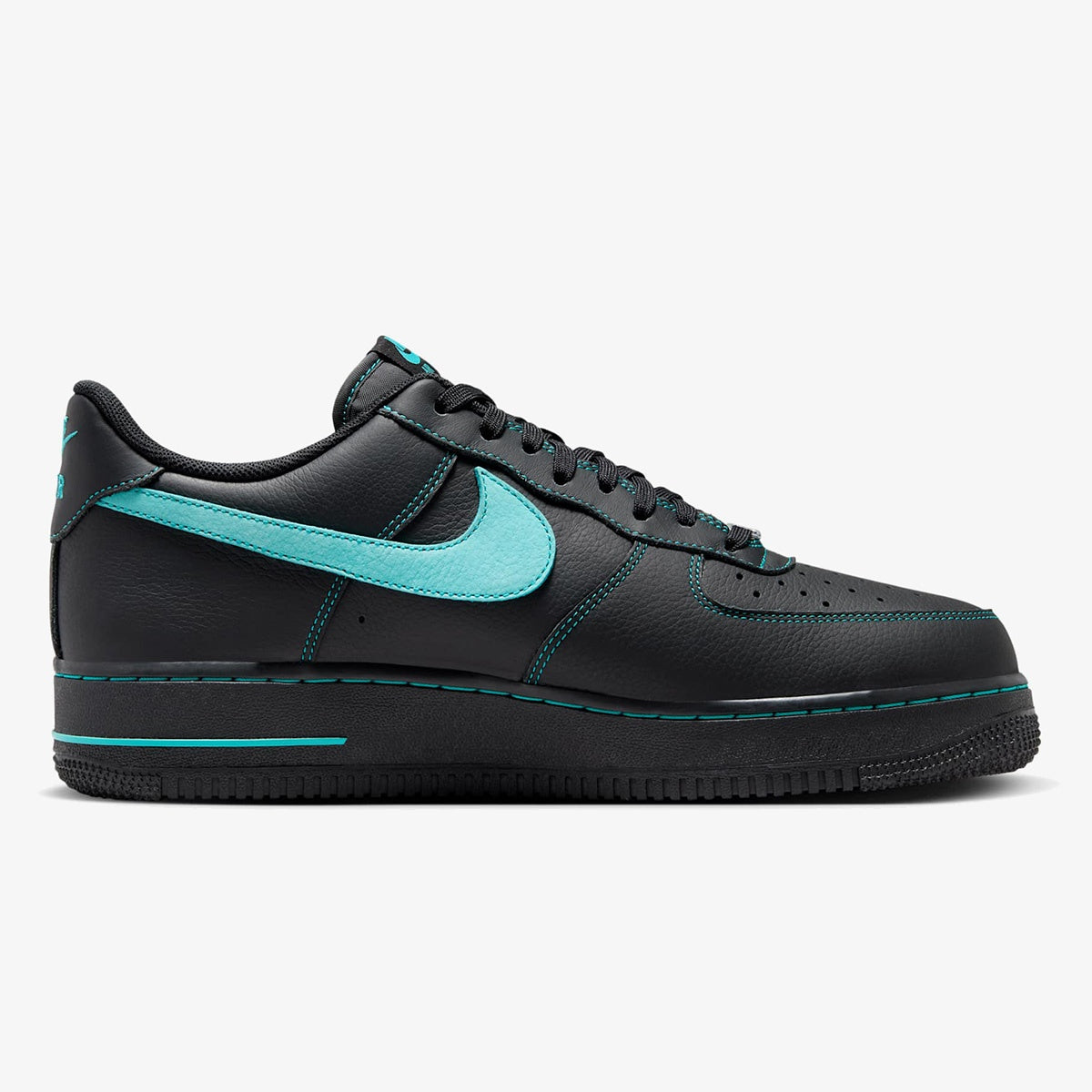 Nike Air Force 1 ’07 LV8 ‘Un-Tiffany’