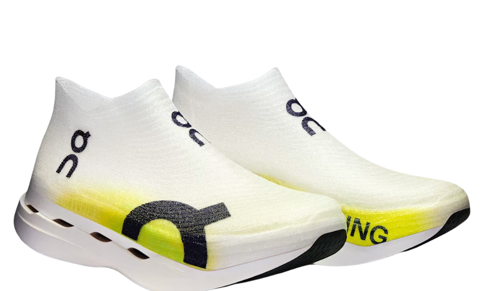 On Cloudboom Strike LS "White / Lime"
