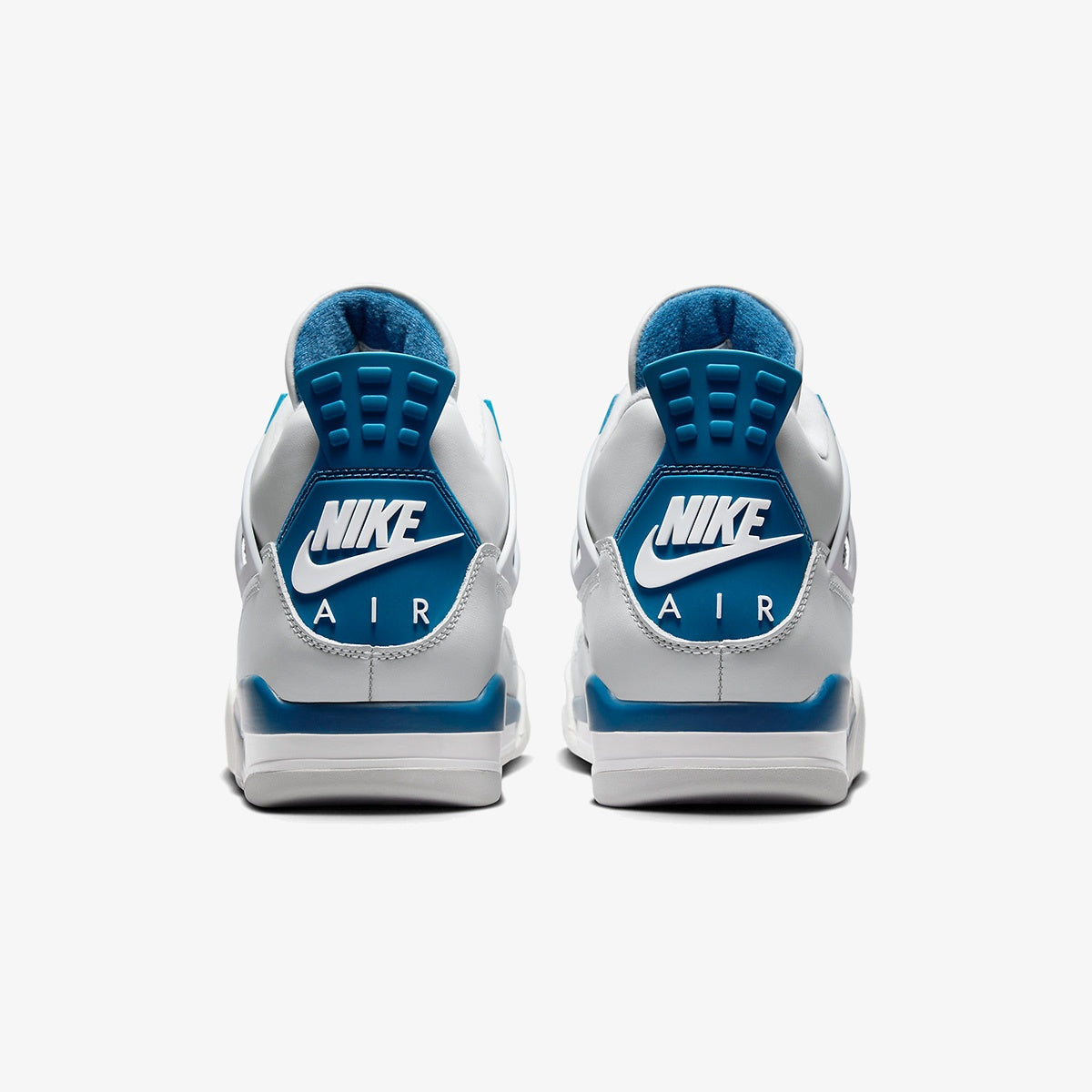 Air Jordan 4 Retro ‘Military Blue’ 2024