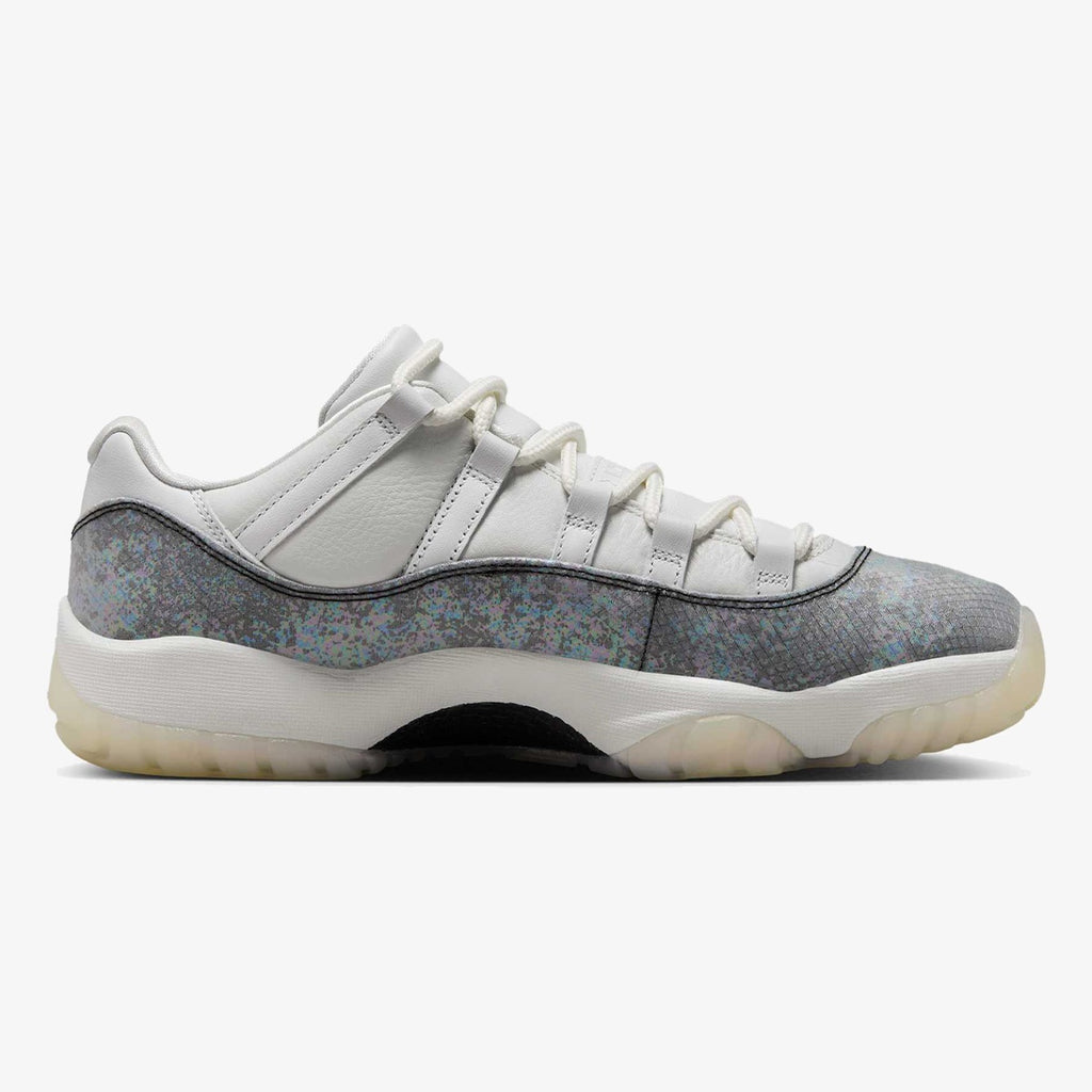 Air Jordan 11 Retro Low ‘Space Jam’