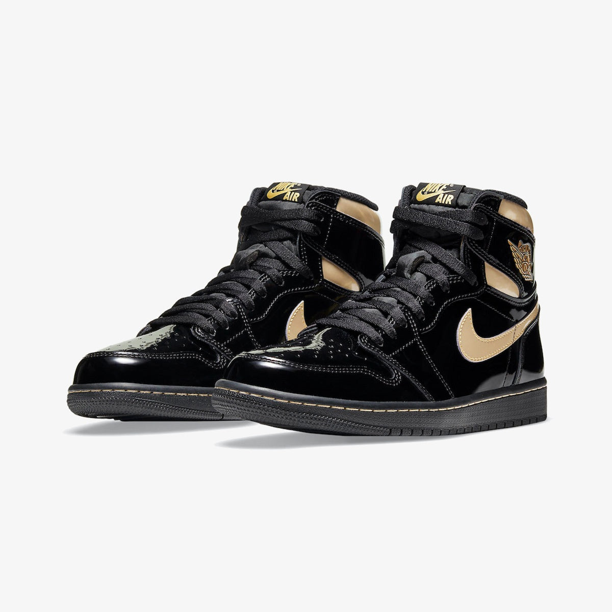 Air Jordan 1 Retro High OG ‘Black Metallic Gold’