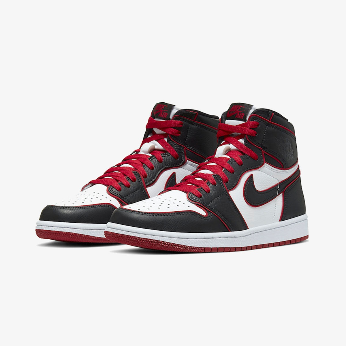 Air Jordan 1 Retro High OG ‘Bloodline’