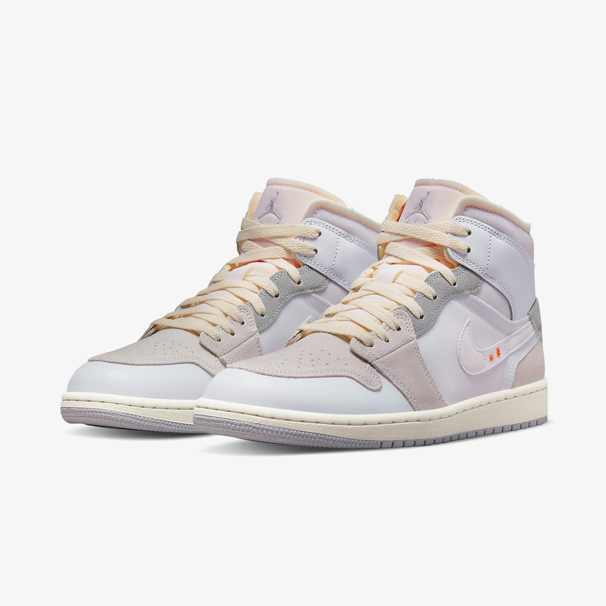Air Jordan 1 Mid SE ‘Inside Out’