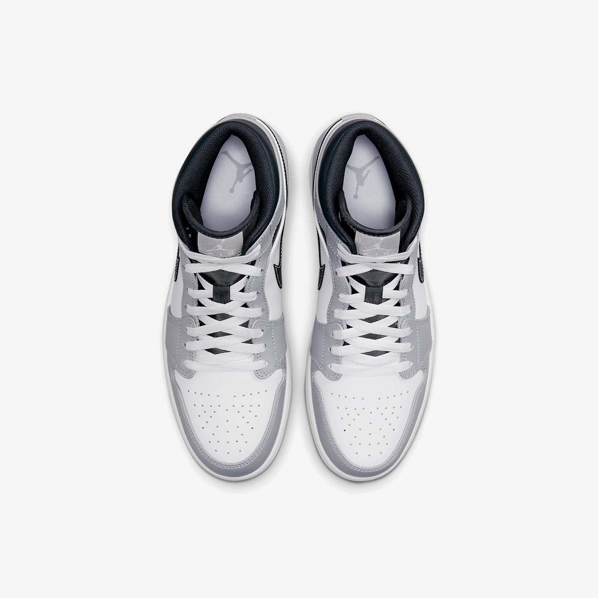 Air Jordan 1 Mid ‘Light Smoke Grey’