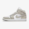Air Jordan 1 Mid ‘College Grey’