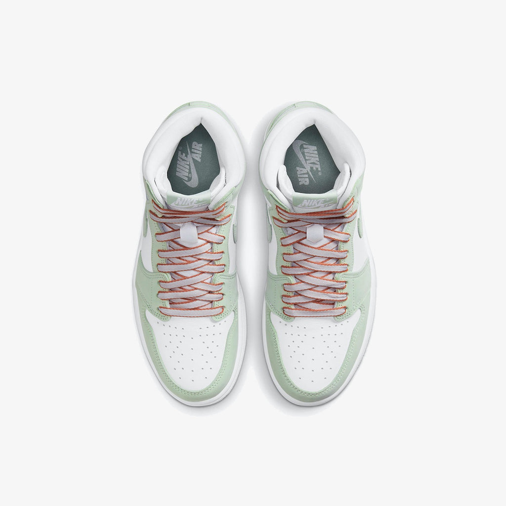 Wmns Air Jordan 1 Retro High OG ‘Seafoam’