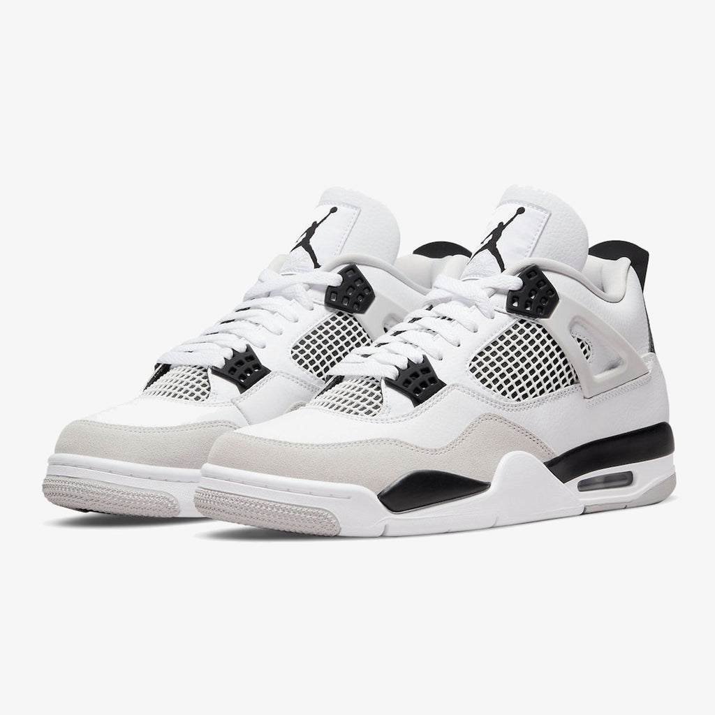 Air Jordan 4 Retro ‘Military Black’