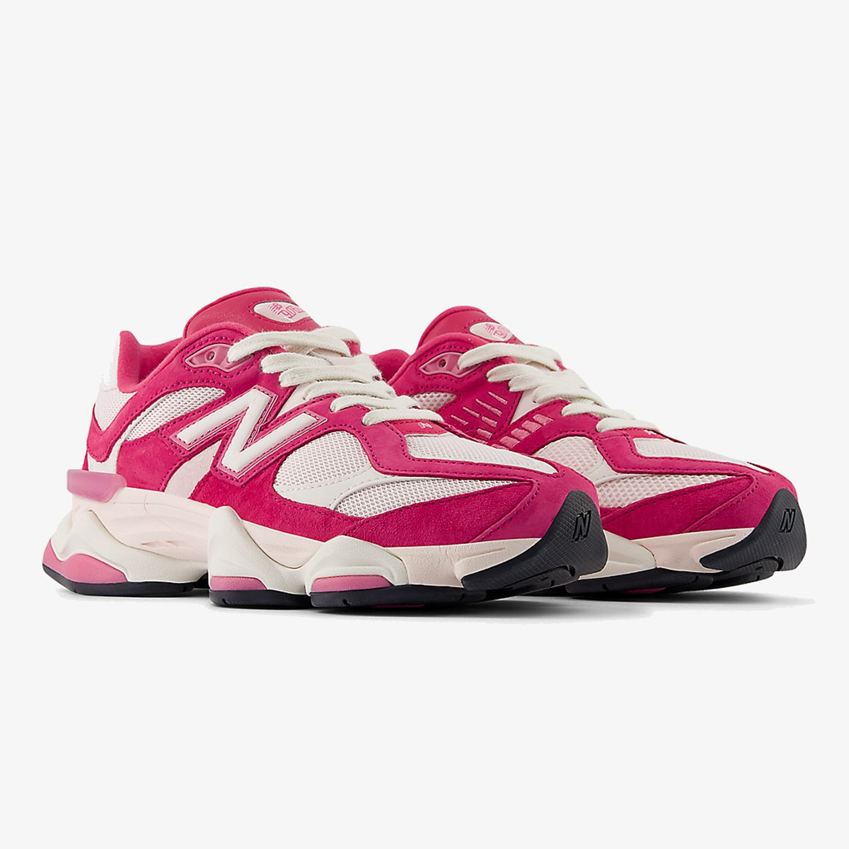 New Balance 9060 ‘Fuchsia Pink’