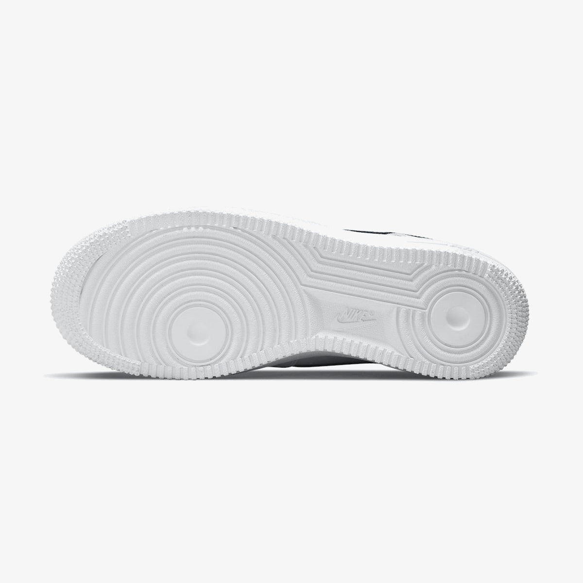 Wmns Nike Air Force 1 ’07 Essential ‘White Black’