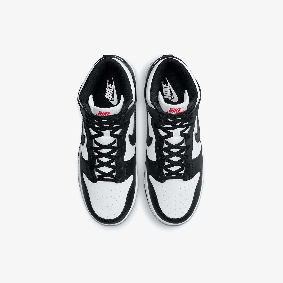 Wmns Nike Dunk High ‘Black White’
