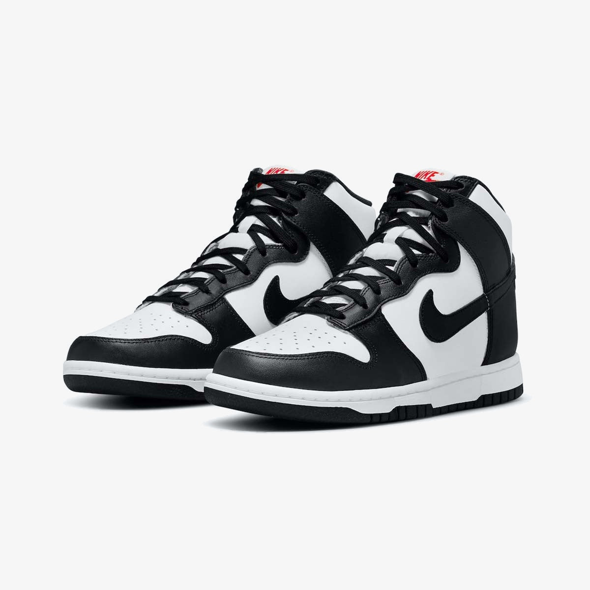 Wmns Nike Dunk High ‘Black White’