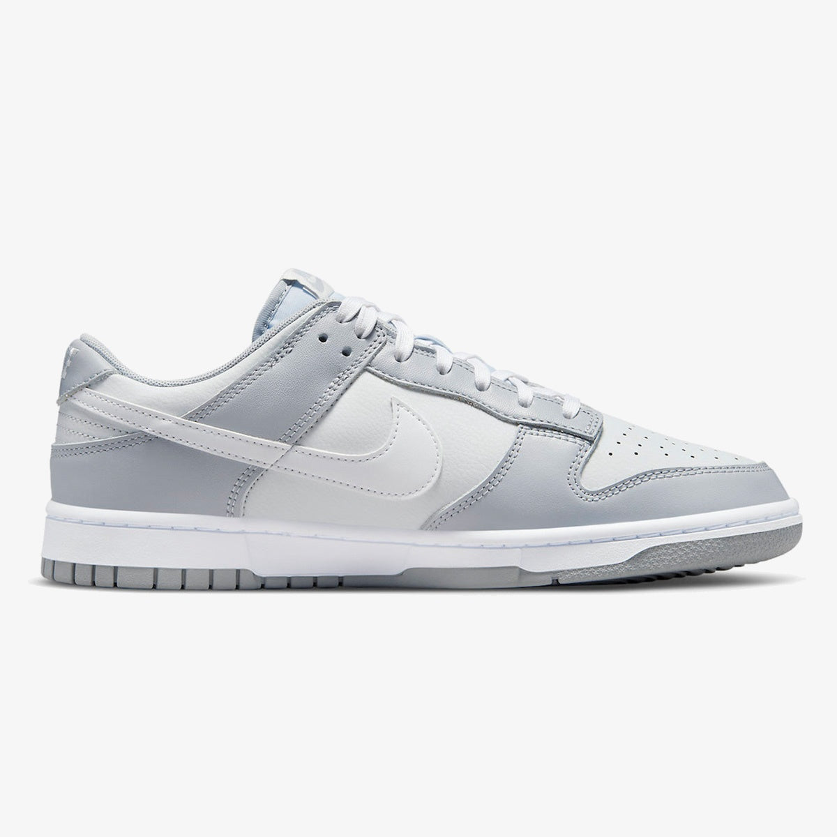 Nike Dunk Low ‘Pure Platinum’