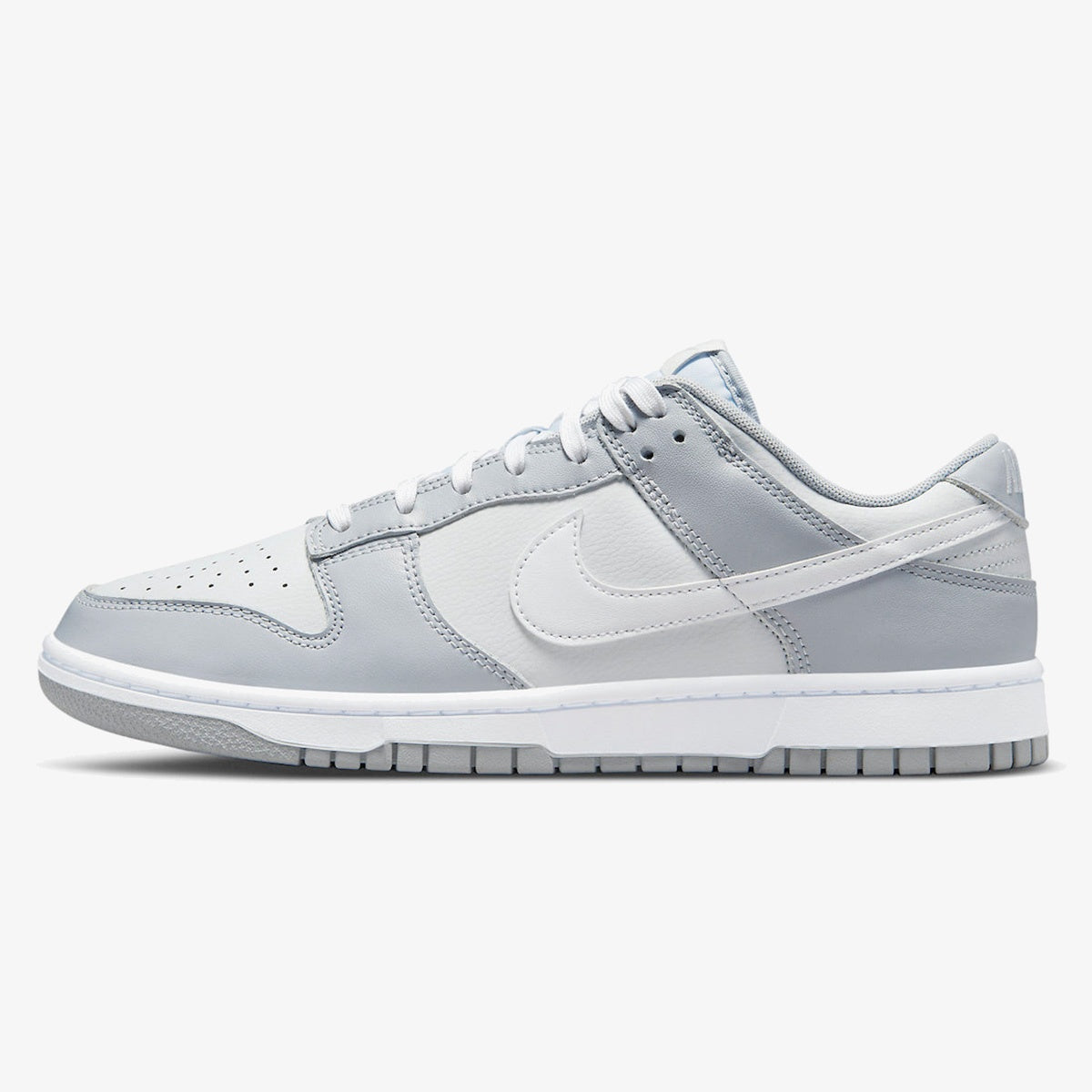 Nike Dunk Low ‘Pure Platinum’