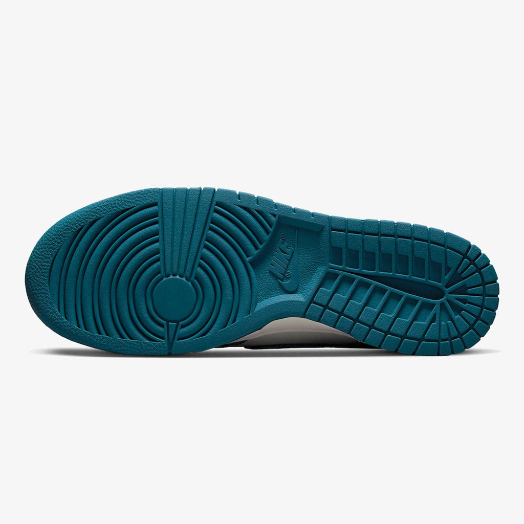 Nike Dunk Low SE ‘Sashiko – Industrial Blue’