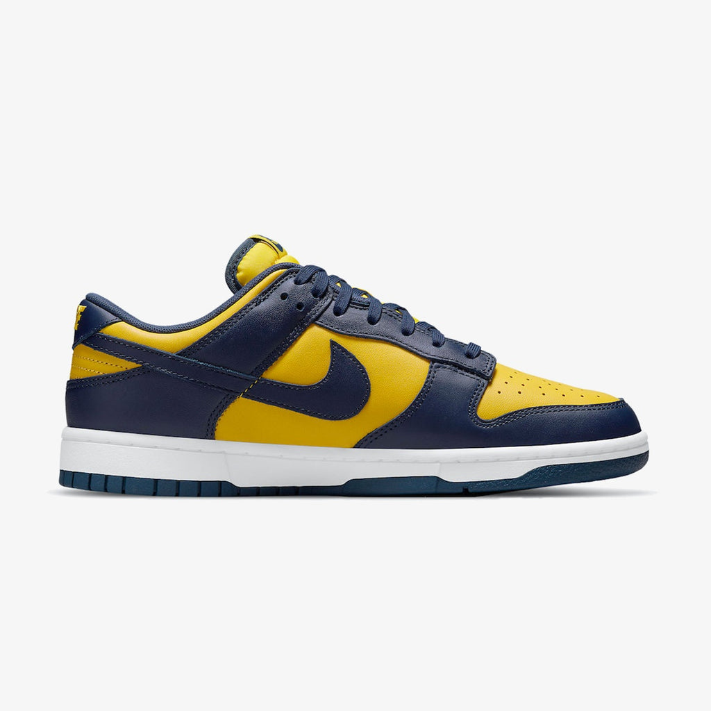 Nike Dunk Low ‘Michigan’ 2021