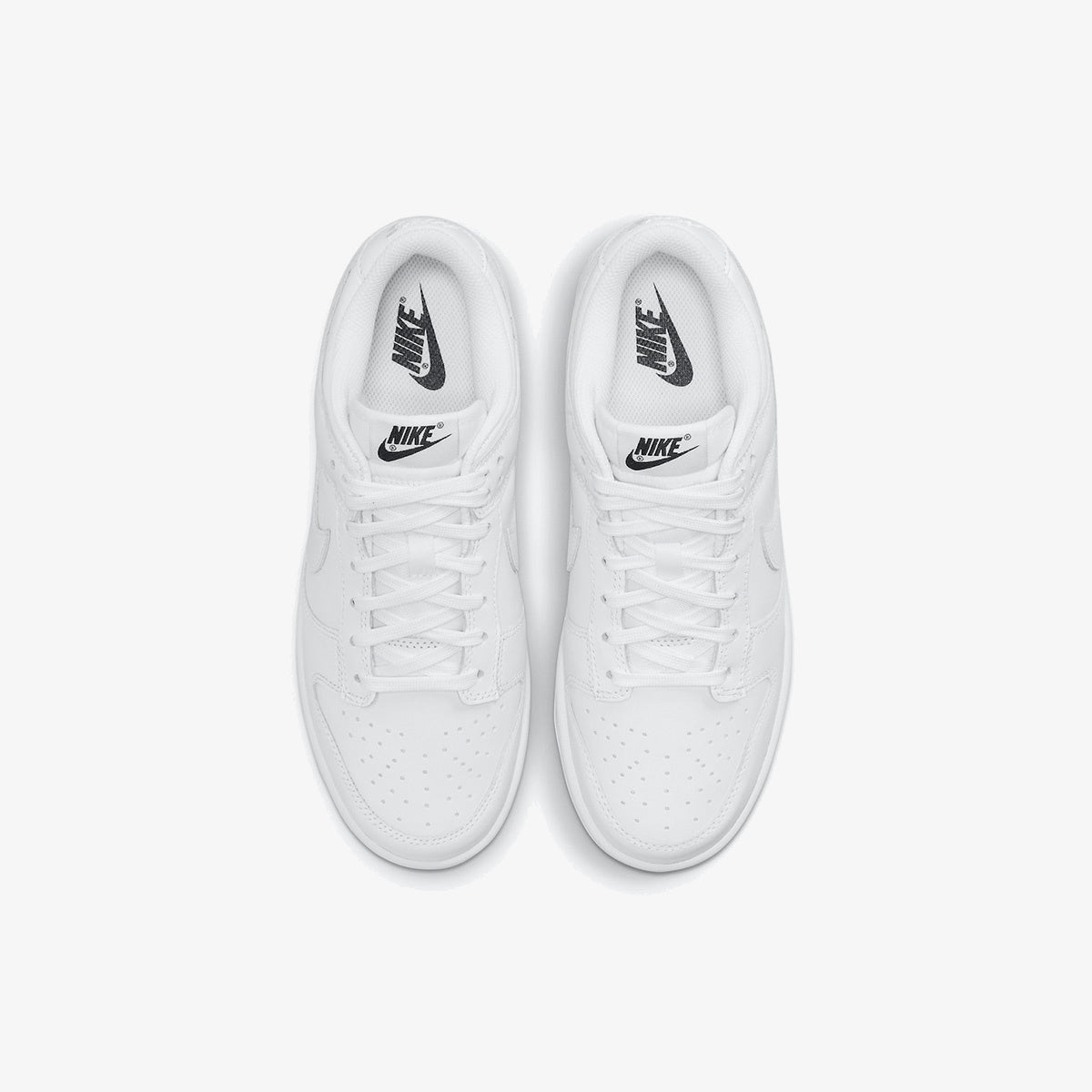 Wmns Nike Dunk Low ‘Triple White’
