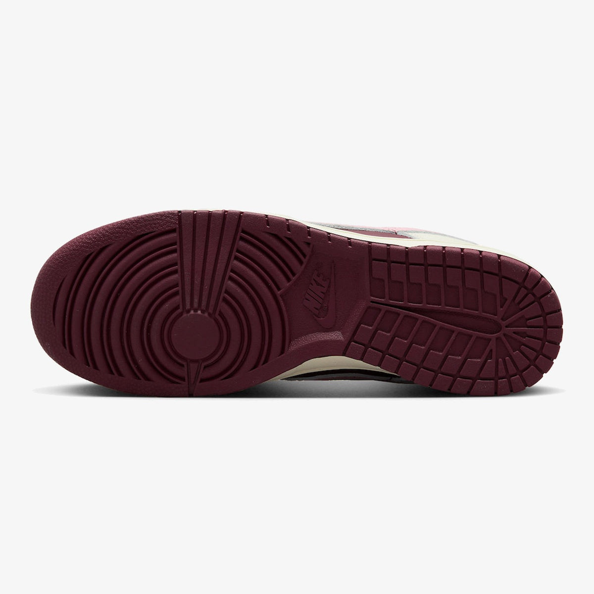 Nike Dunk Low Premium ‘Valentine’s Day’