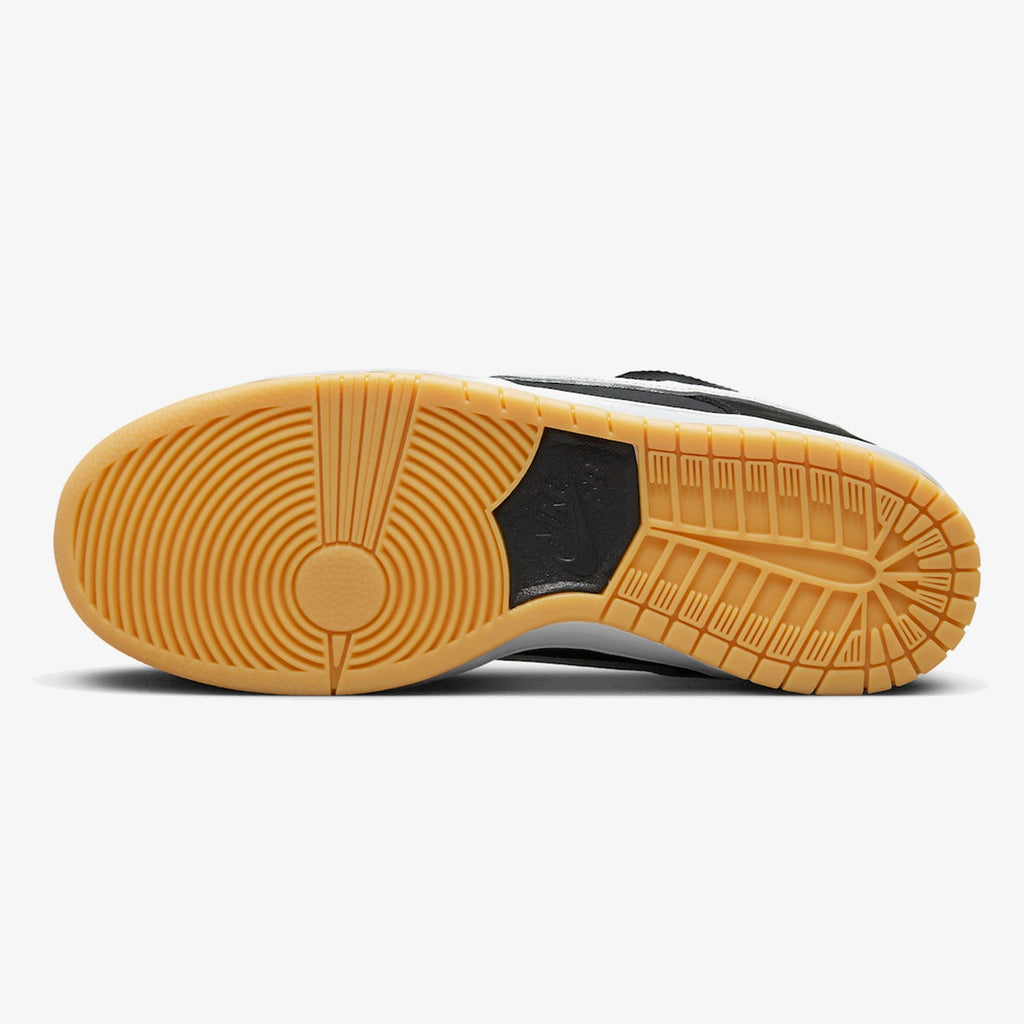 Nike Dunk Low SB ‘Black Gum’