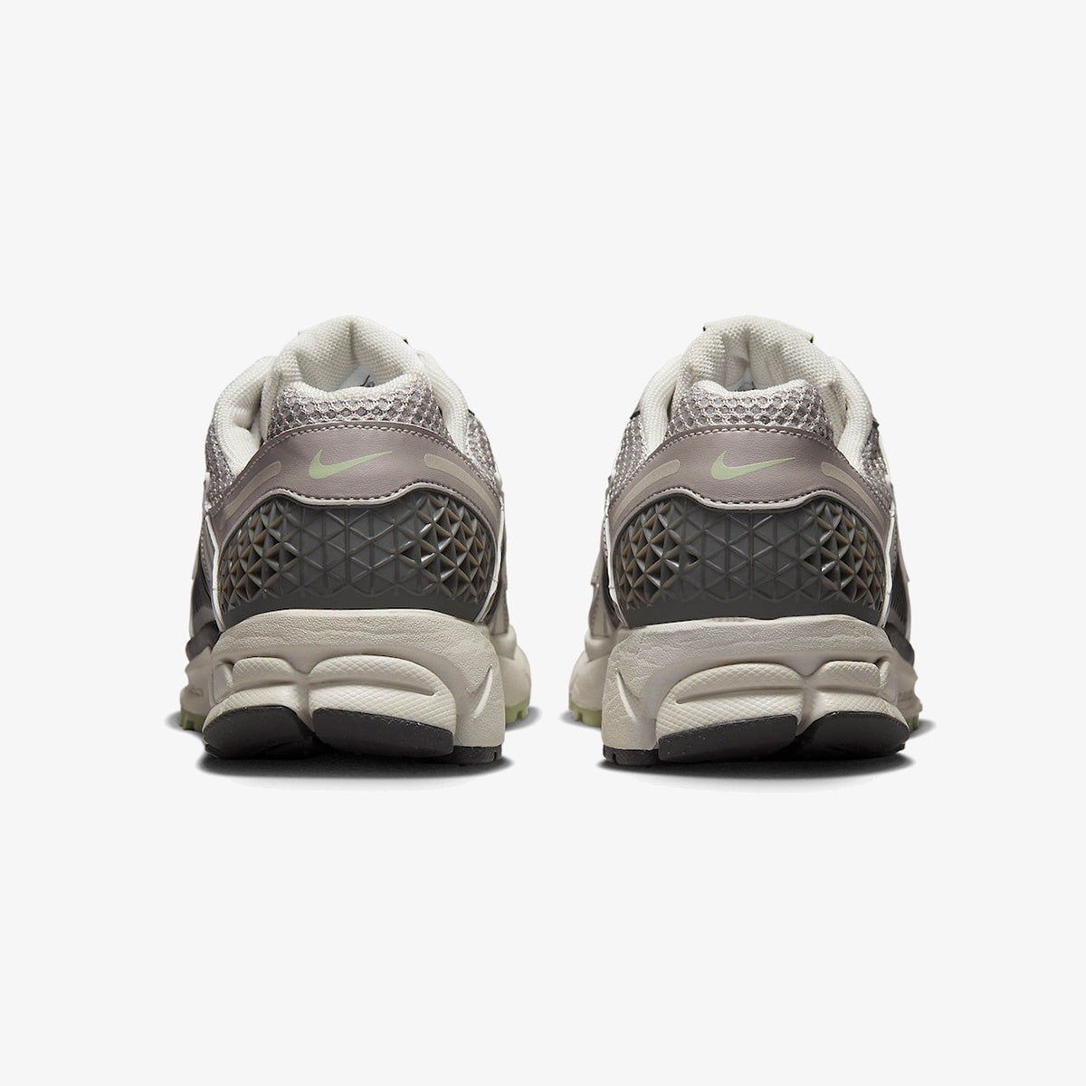 Wmns Nike Air Zoom Vomero 5 ‘Cobblestone’