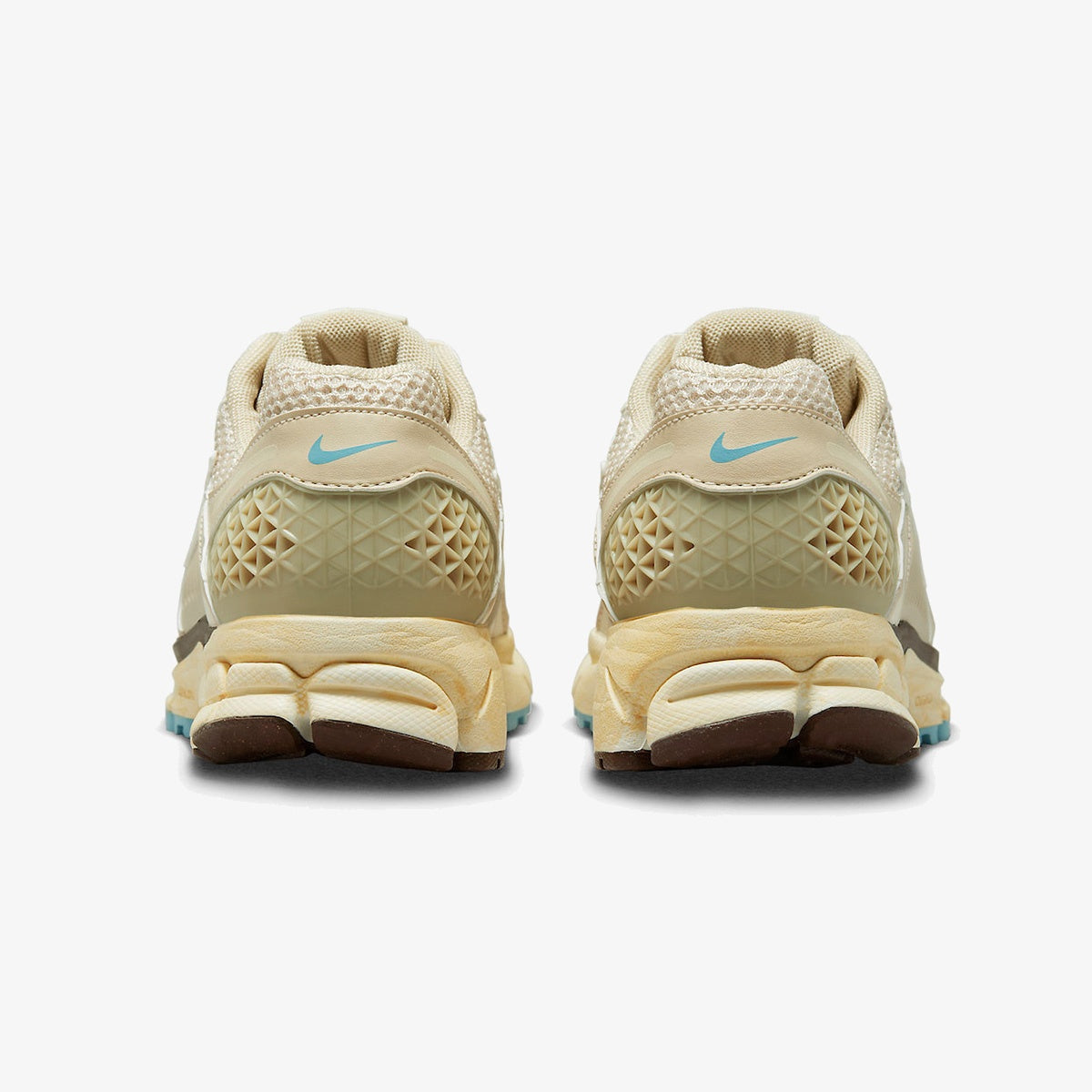 Wmns Nike Air Zoom Vomero 5 ‘Oatmeal’