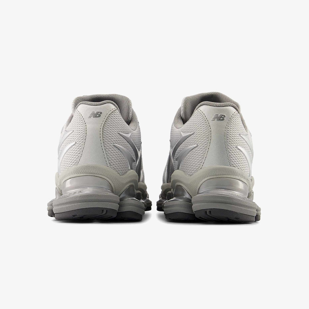 New Balance ABZORB 2000 ‘Silver Metallic’
