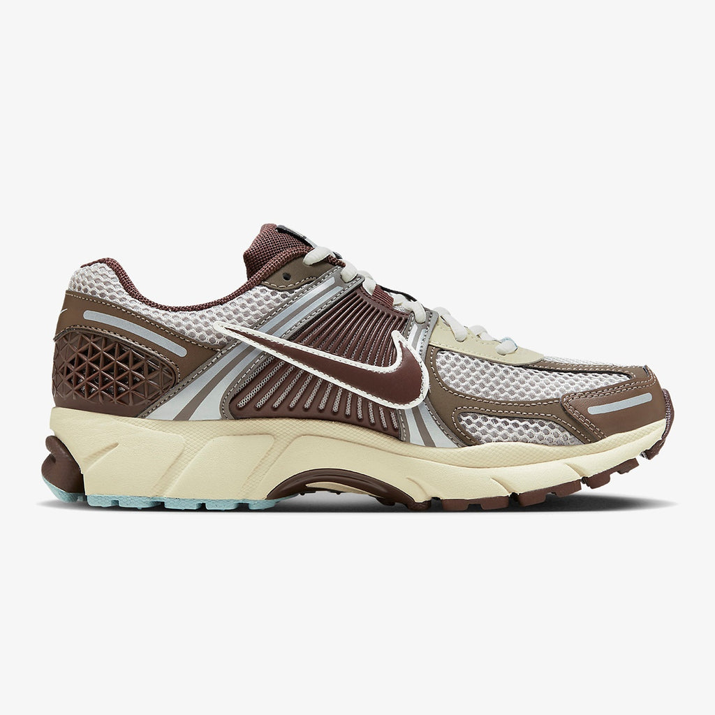 Wmns Nike Zoom Vomero 5 ‘Earth Fossil’