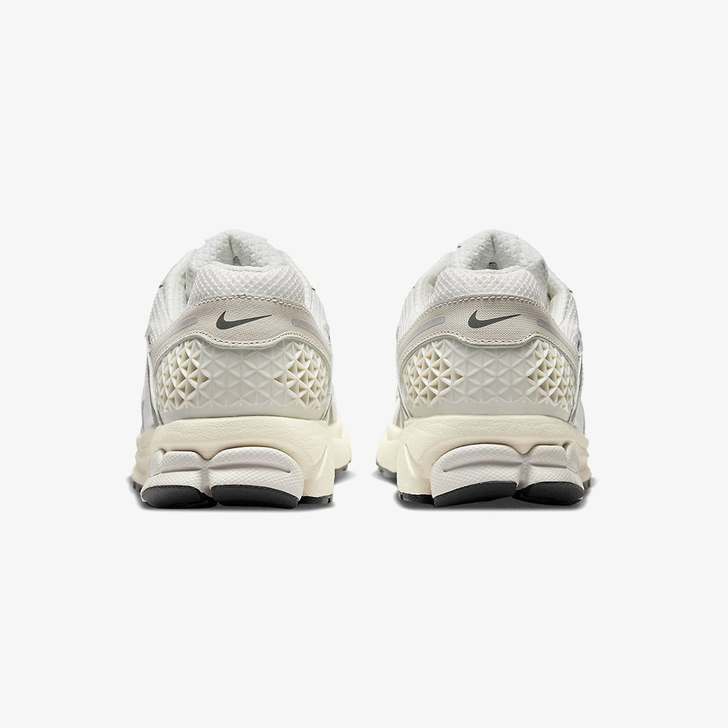 Nike Air Zoom Vomero 5 ‘Platinum Tint’