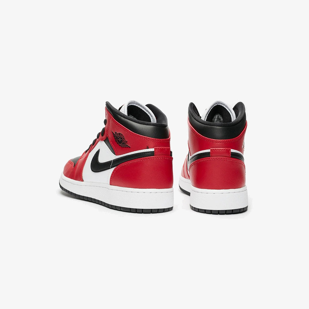 Air Jordan 1 Mid GS ‘Chicago Black Toe’