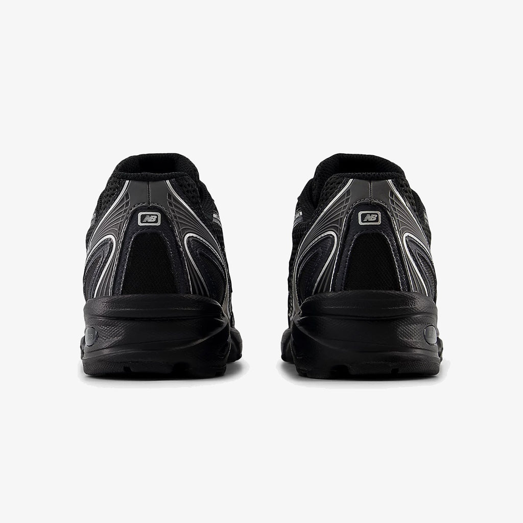 New Balance 740v2 ‘Black Silver Metallic’