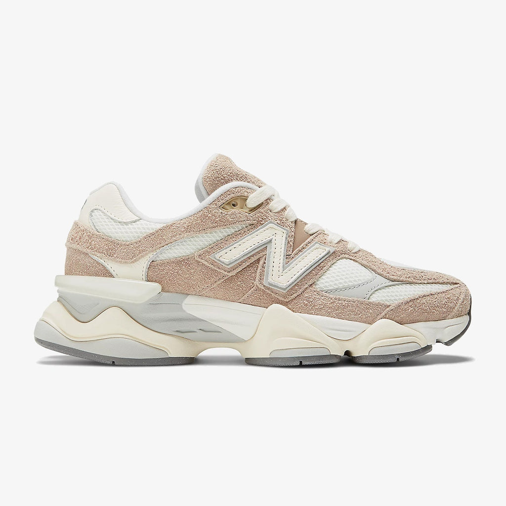 New Balance 9060 ‘Driftwood’